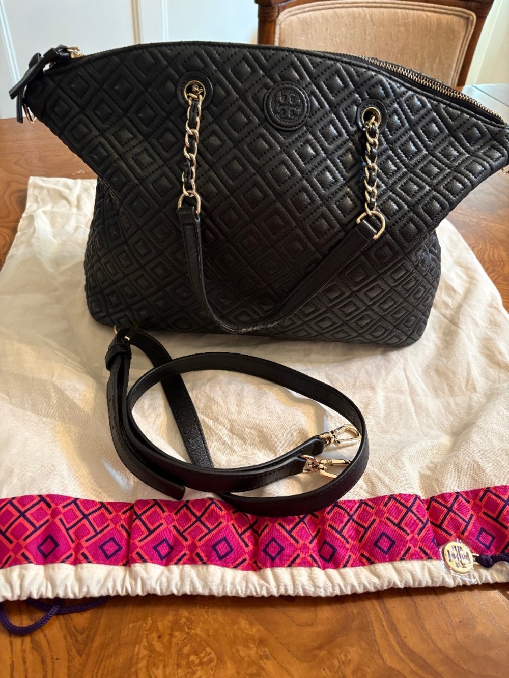 Tory Burch Large Quilted Marion Shoulder Bag -Black